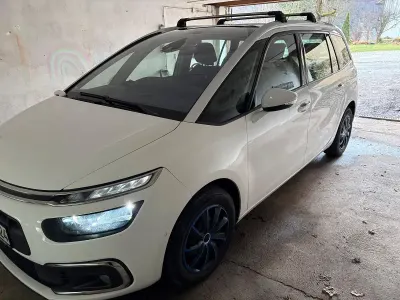 Gebraucht Citroën C4 120 PS (88 kW) 2017 Weiß Van / Kleinbus