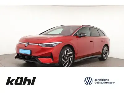 Gebraucht VW ID.7 Pro 210 kW (286 PS) 2025 Kings red metallic Kombi