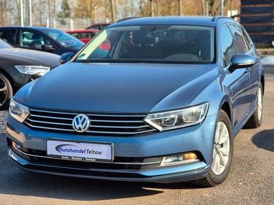 Gebraucht VW Passat Comfortline 150 PS (110 kW) 2016 Blau Kombi