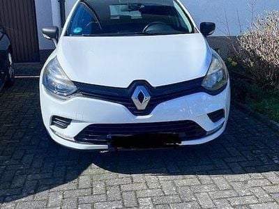 Gebraucht Renault Clio IV Life 73 PS (53 kW) 2017 Weiß Kleinwagen