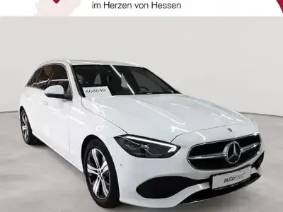 Gebraucht Mercedes C220 Avantgarde 220 PS (161 kW) 2023 Polarweiß Kombi