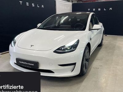 Weiß Gebraucht 2021 Tesla Model 3 Standard Range Limousine | 25.500 € (Fairer Preis)