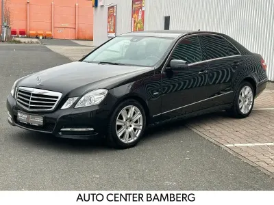 Używany Mercedes E300 231 KM (169 kW) 2011 Czarny Sedan/Limuzyna