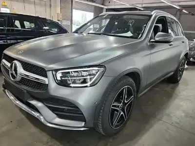 Gebraucht Mercedes GLC200 AMG line 163 PS (119 kW) 2022 Grau SUV