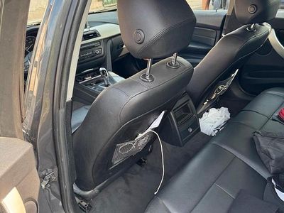 Grau Gebraucht 2012 BMW 320 Kombi | 9.200 € (Fairer Preis)