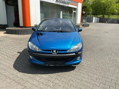 Gebraucht Peugeot 206 CC Platinum 109 PS (80 kW) 2003 Blau Cabrio