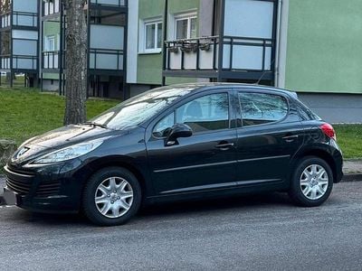 Gebraucht Peugeot 207 77 PS (56 kW) 2009 Schwarz Kleinwagen