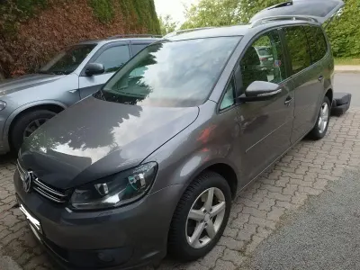 Gebraucht VW Touran Comfortline 140 PS (102 kW) 2012 Grau Van / Kleinbus