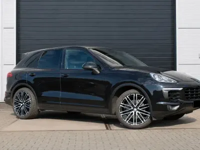 Gebraucht Porsche Cayenne 262 PS (192 kW) 2015 Schwarz SUV