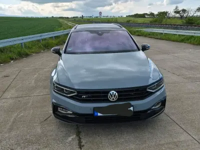Gebraucht VW Passat 239 PS (175 kW) 2020 Grau Kombi