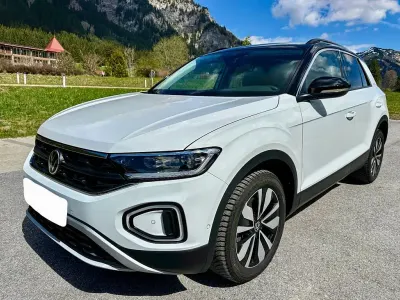 Usata VW T-Roc 150 CV (110 kW) 2025 Bianco SUV