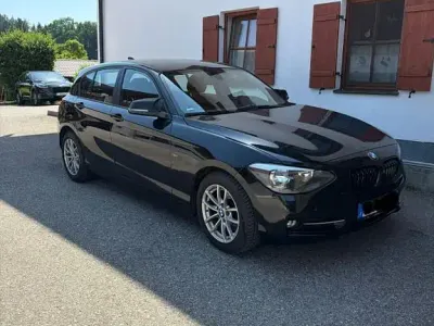 Gebraucht BMW 116 Sport Line 136 PS (100 kW) 2012 Schwarz Kleinwagen