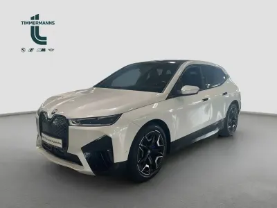 Gebraucht BMW iX Performance 384 kW (523 PS) 2024 Weiß SUV