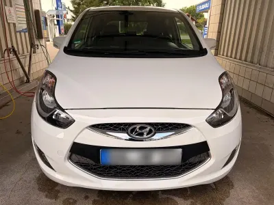 Gebraucht Hyundai ix20 Classic 90 PS (66 kW) 2013 Weiß Kleinwagen