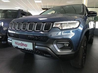 Grau Gebraucht 2023 Jeep Compass Trailhawk SUV | 38.990 €