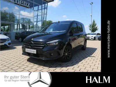 Gebraucht Mercedes T180 Progressive 116 PS (85 kW) 2022 Schwarz Van / Kleinbus