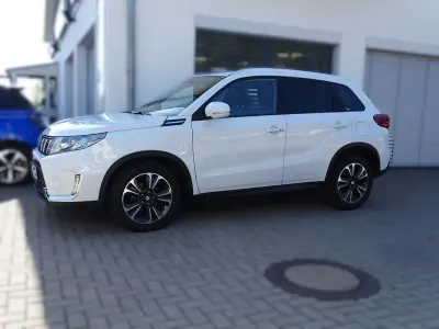 Gebraucht Suzuki Vitara Comfort+ 140 PS (102 kW) 2020 Weiß SUV