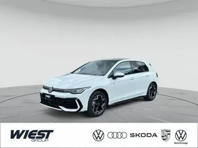 Ny VW Golf VIII R-line 150 HK (110 kW) 2026 Hvid Sedan