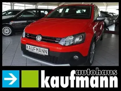 Gebraucht VW Polo Cross 90 PS (66 kW) 2014 Flash rot Kleinwagen