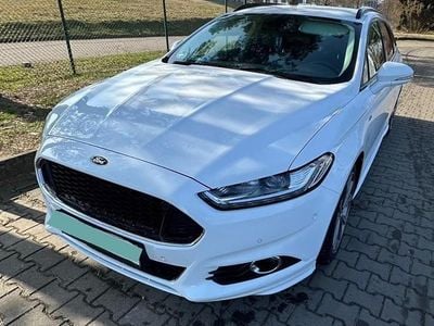 Usata Ford Mondeo 204 CV (150 kW) 2017 Bianco Station wagon