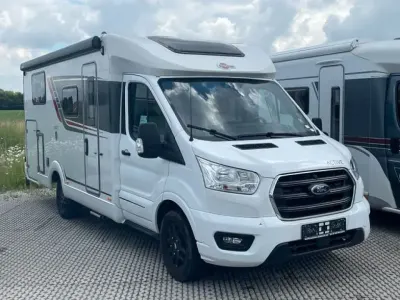 Gebraucht Buerstner Lineo 177 PS (130 kW) 2025 Weiss Van