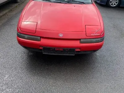 Gebraucht Mazda 323F 88 PS (64 kW) 1991 Rot Kleinwagen