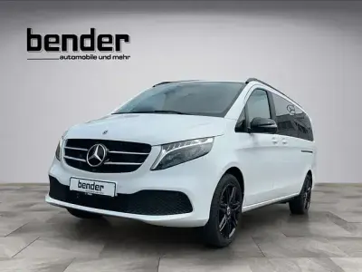 Gebraucht Mercedes V300 237 PS (174 kW) 2024 Weiß Van / Kleinbus