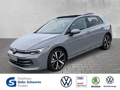 Grau Gebraucht 2025 VW Golf VIII Style | 33.200 € (Etwas zu teuer)