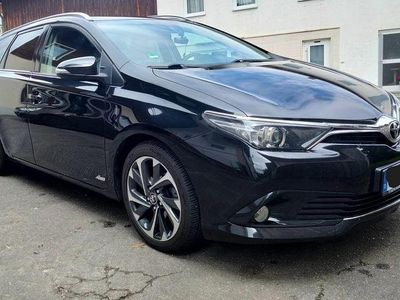 Toyota Auris Touring Sports