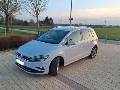 Gebraucht VW Golf Sportsvan 150 PS (110 kW) 2018 Weiß Van / Kleinbus