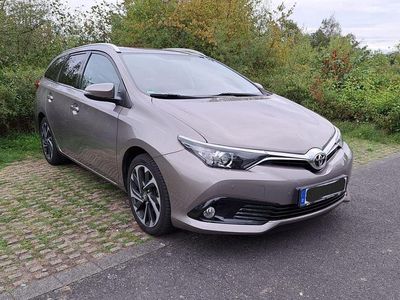 Toyota Auris Touring Sports