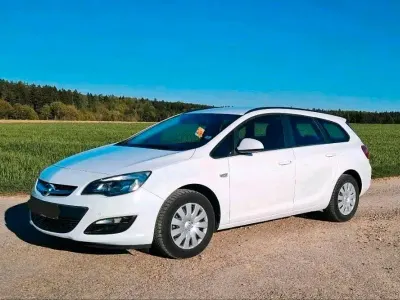 Usata Opel Astra Sport 136 CV (100 kW) 2015 Bianco Station wagon