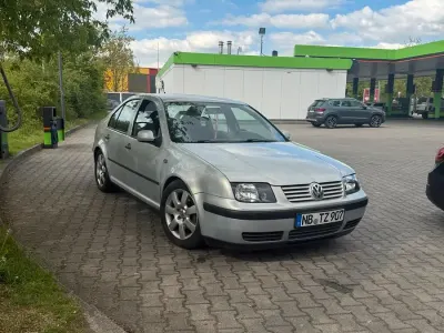 Gebraucht VW Bora 101 PS (74 kW) 2000 Silber Limousine