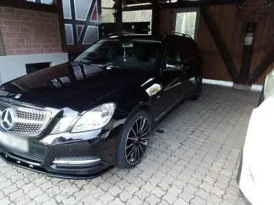 Gebraucht Mercedes W112 136 PS (100 kW) 2012 Schwarz Kombi
