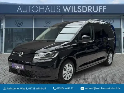 Neu VW Caddy Maxi 122 PS (89 kW) 2026 Deep black perleffekt Van / Kleinbus