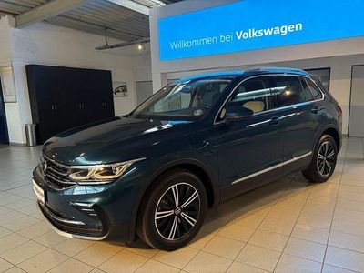 Gebraucht VW Tiguan Elegance 245 PS (180 kW) 2022 Blau SUV