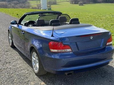 Gebraucht BMW 120 Cabriolet 170 PS (125 kW) 2008 Blau Cabrio