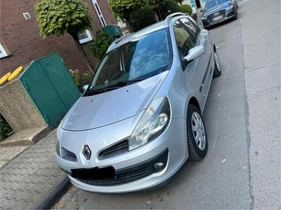 Second-hand Renault Clio GrandTour 101 CP (74 kW) 2009 Argintiu Break