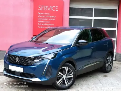 Gebraucht Peugeot 3008 Allure 131 PS (96 kW) 2024 Bleu celebes SUV
