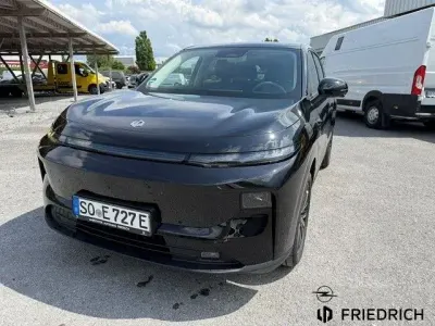 Neu Leapmotor B10 160 kW (218 PS) 2026 Schwarz SUV