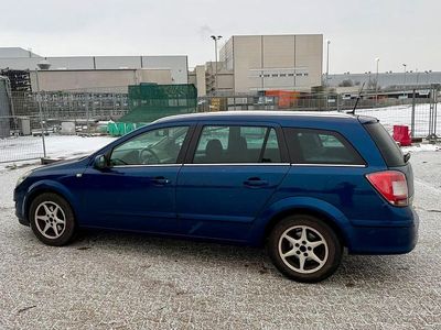 Gebraucht Opel Astra 116 PS (85 kW) 2008 Blau Kombi