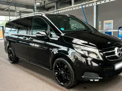 Gebraucht Mercedes V250 Avantgarde 190 PS (139 kW) 2015 Schwarz Van / Kleinbus