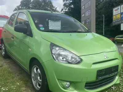 Gebraucht Mitsubishi Space Star 71 PS (52 kW) 2014 Grün Van / Kleinbus