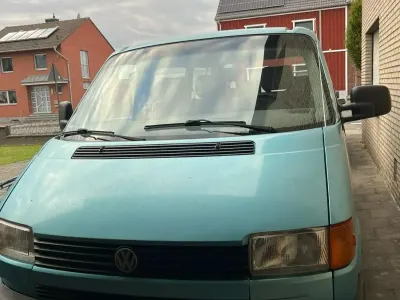 Second-hand VW Caravelle 84 CP (61 kW) 1992 Albastru Van