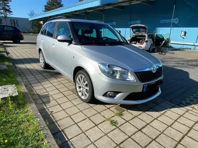 Gebraucht Skoda Fabia Best of 105 PS (77 kW) 2014 Silber Kombi