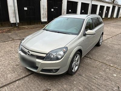 Gebraucht Opel Astra 100 PS (73 kW) 2005 Grau Kombi