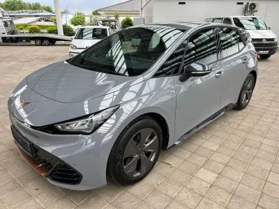 Używany Cupra Born 150 kW (204 KM) 2023 Szary Hatchback