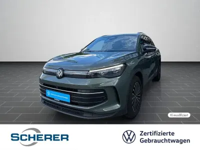 Gebraucht VW Tiguan Goal 150 PS (110 kW) 2025 Cipressinogrün metallic (metallic) SUV
