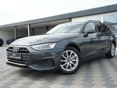 Gebraucht Audi A4 Sport 204 PS (150 kW) 2023 Grau Limousine