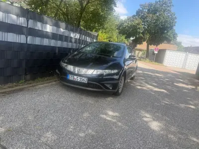Gebraucht Honda Civic 83 PS (61 kW) 2006 Schwarz Limousine